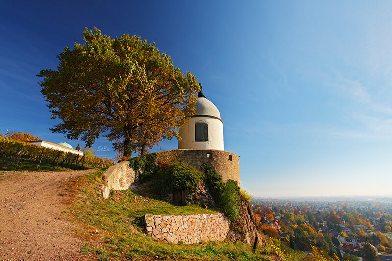 White Chapel on Hill