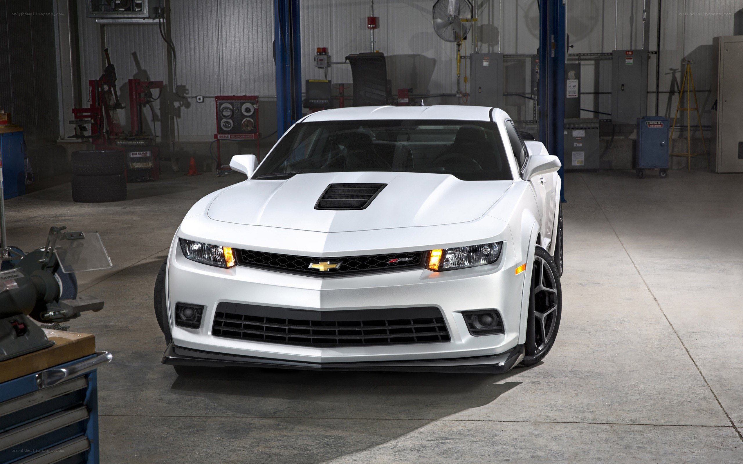 White Chevrolet Camaro SS