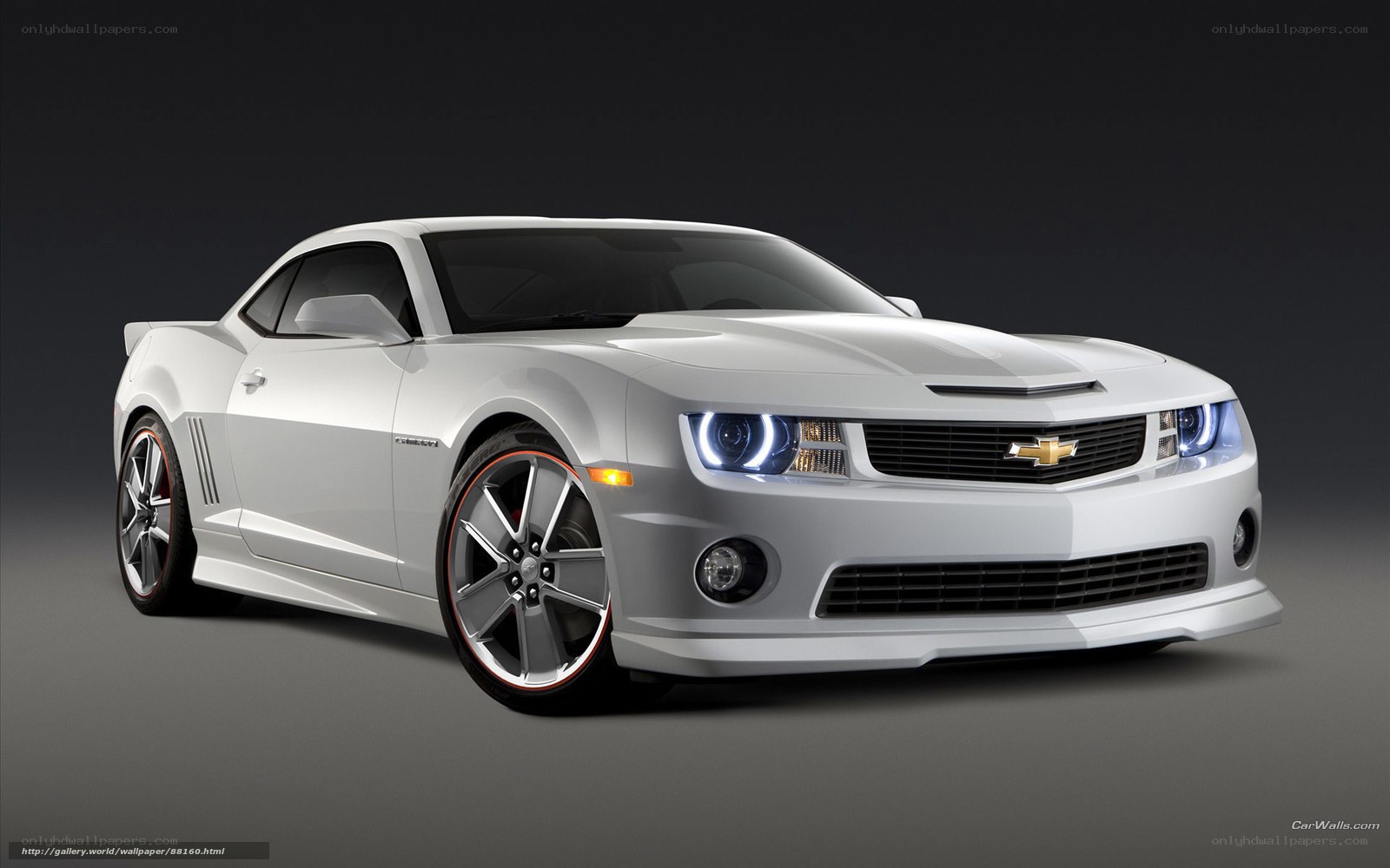 White Chevrolet Camaro SS