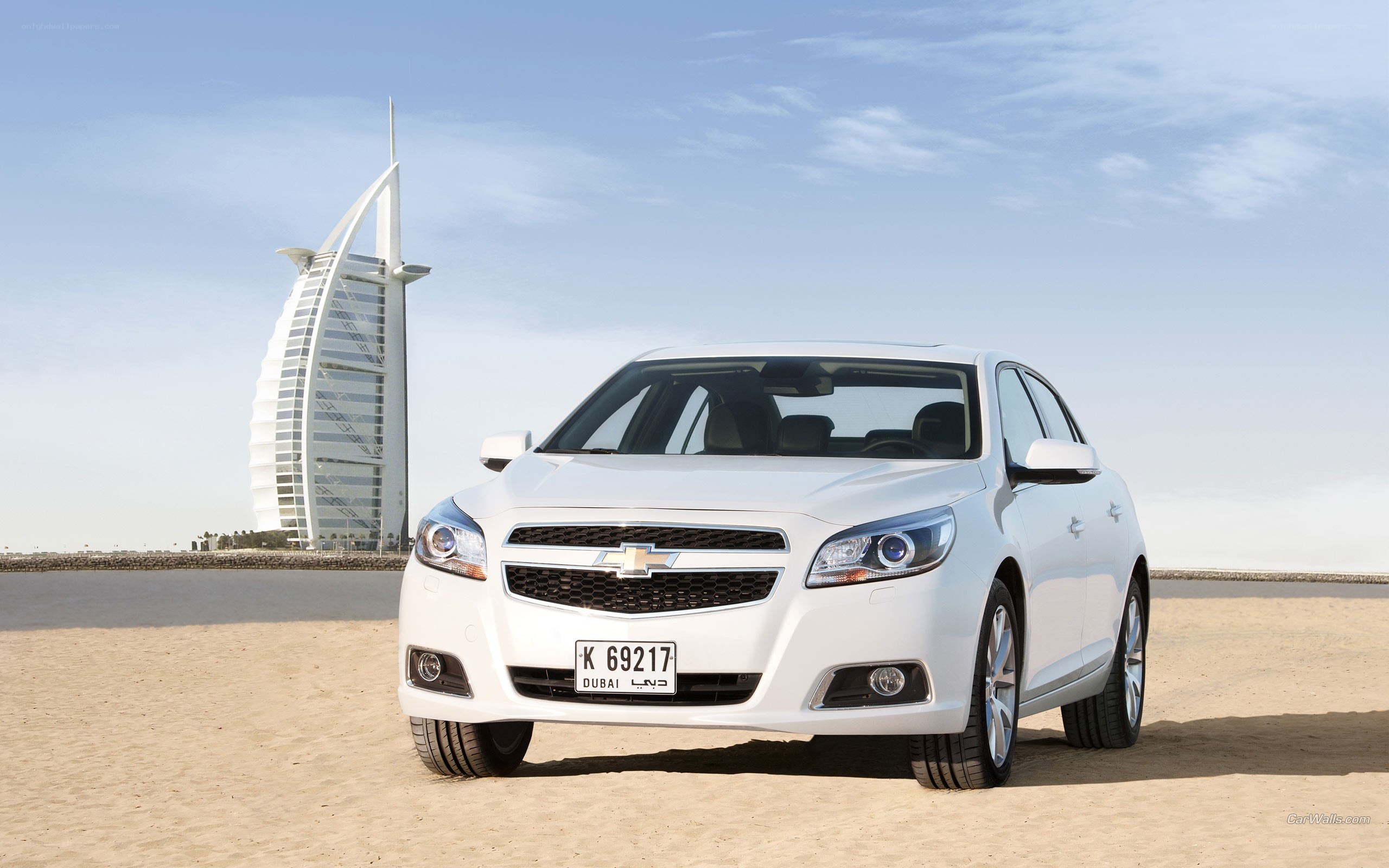 White Chevrolet Malibu in Dubai