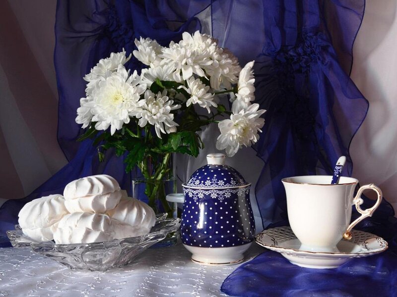 White Chrysanthemums and Tea Set — Blue