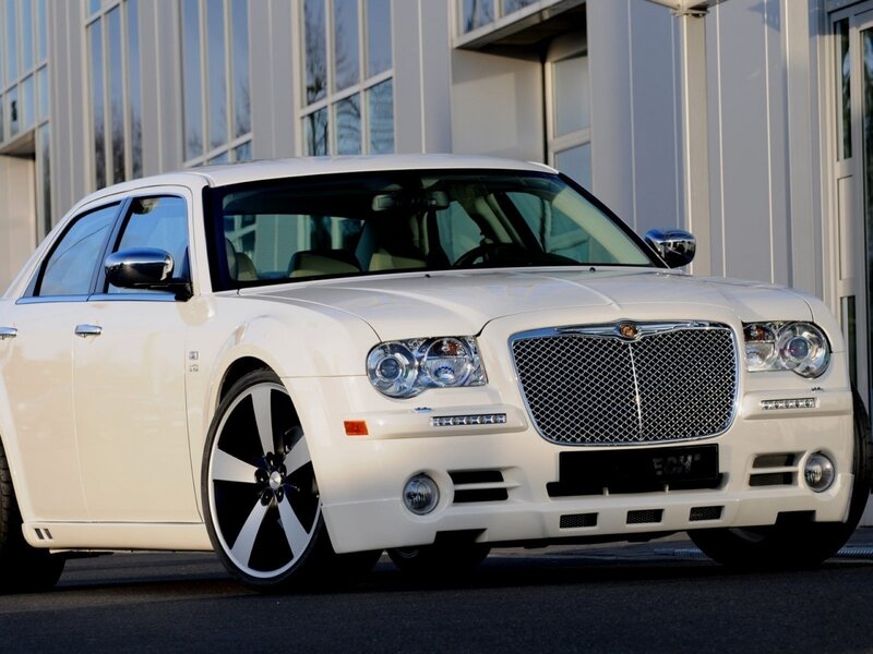 white chrysler 300 sedan