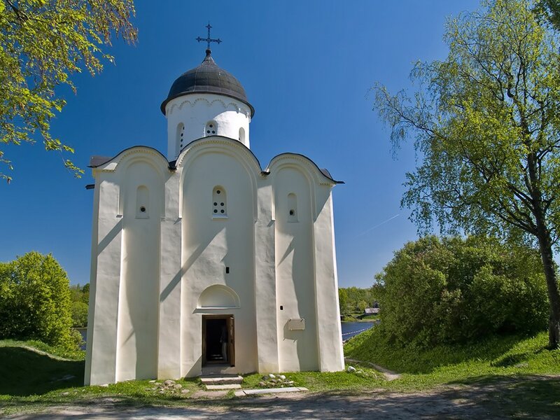 White church with black dome