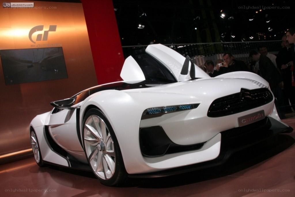 White Citroën concept car