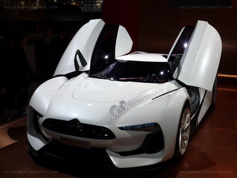 White Citroën concept car