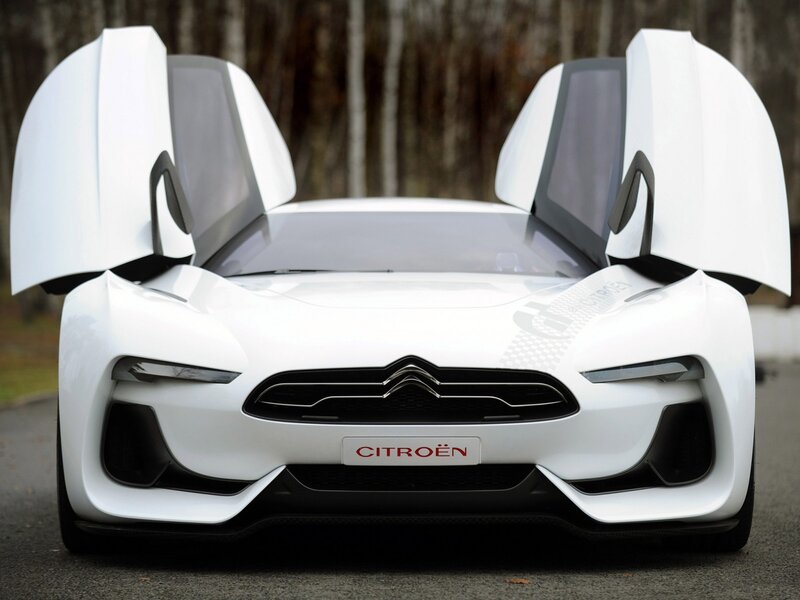 White Citroen Concept Car — Modern