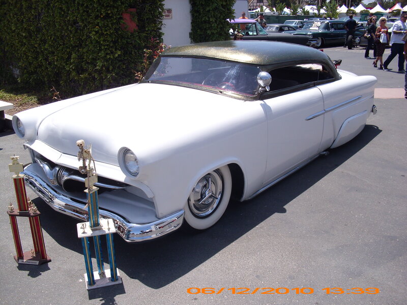 White Classic Car — Outdoor