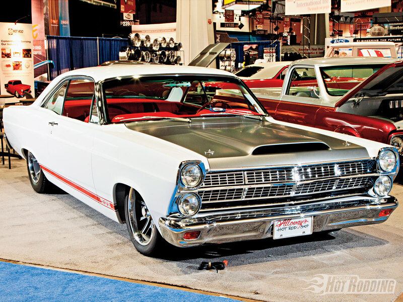 White Classic Car — Showroom, Photograph