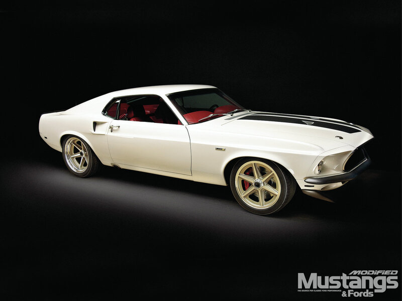 White Classic Muscle Car — Dramatic