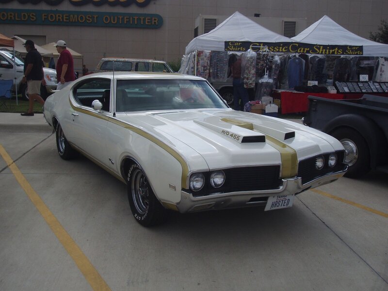 White Classic Muscle Car — Outdoor, Afternoon