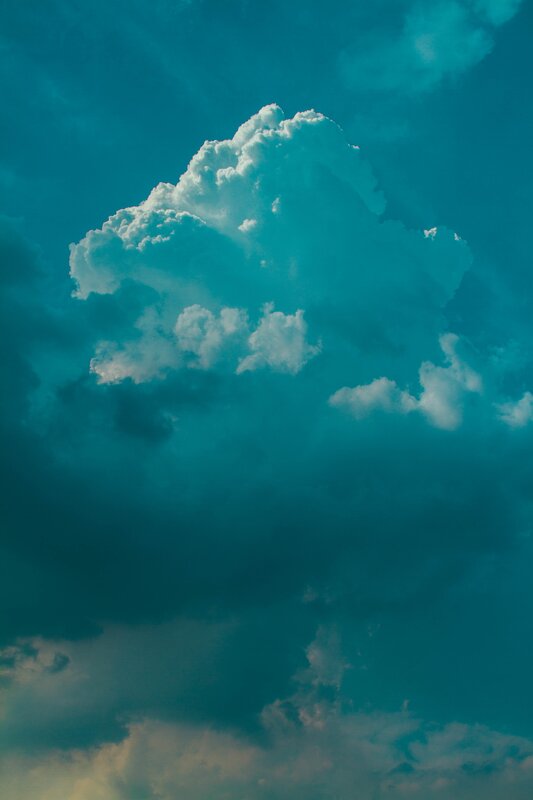 White Cloud in Blue Sky — Dramatic
