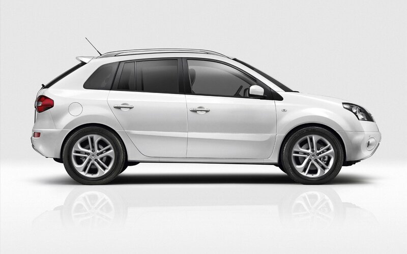 White Compact Crossover