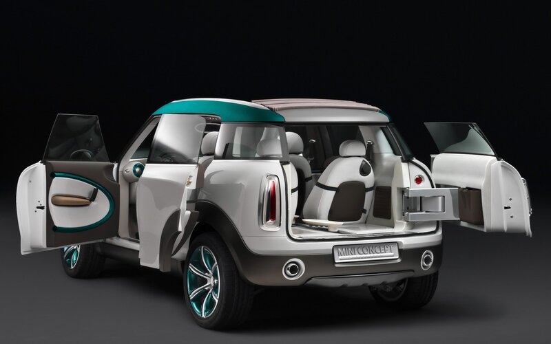 White Concept Car — Dramatic, 3d Render, Car Doors, Seats