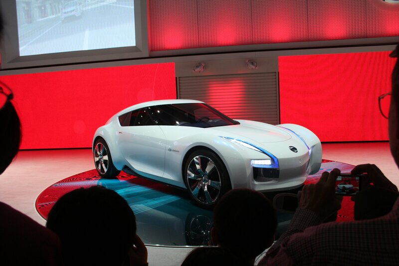 White Concept Car — Red