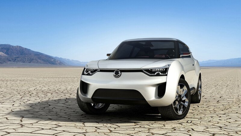 White Concept Car — Serene, Afternoon, 3d Render, Desert
