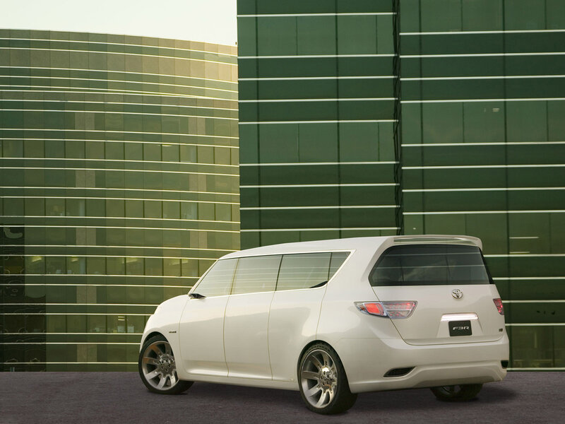 White Concept Minivan — Modern