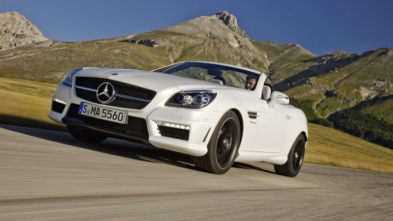 White Convertible Car — Dynamic, Afternoon, Photograph, Mountain, Driver
