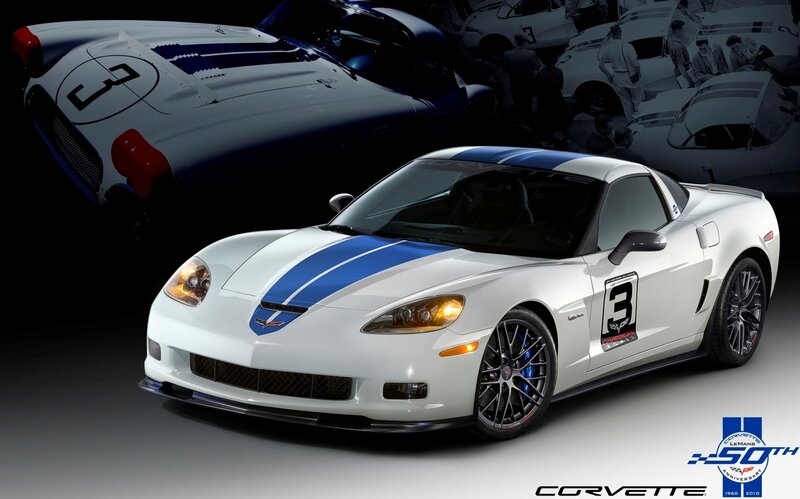 White Corvette Race Car — Dramatic