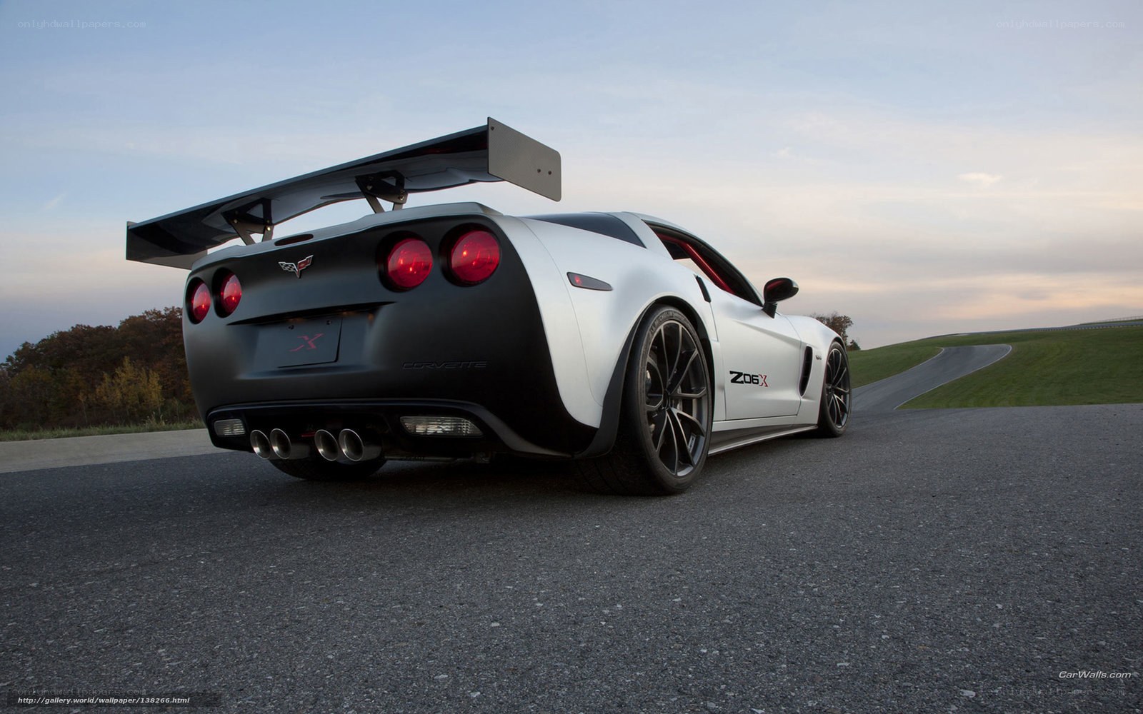 White Corvette Z06 with rear wing