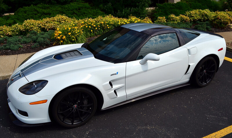 White Corvette Zr1