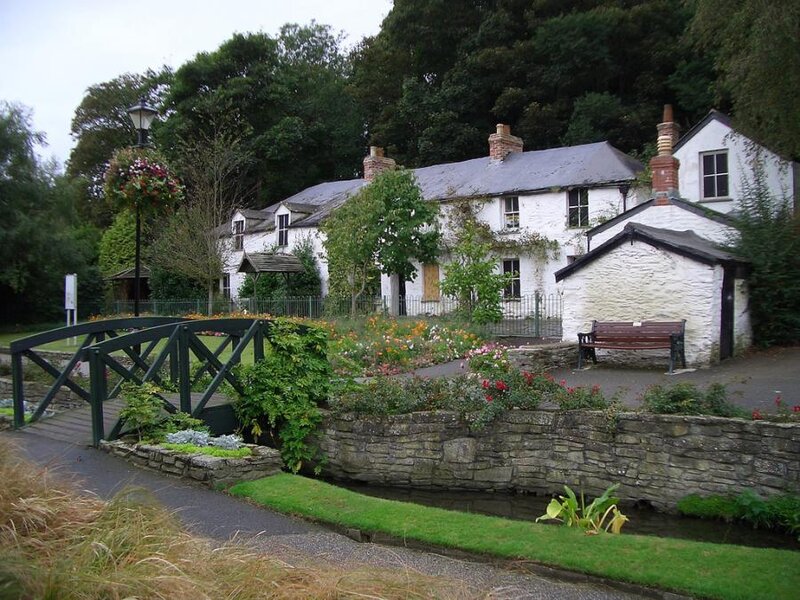 White Cottage Village
