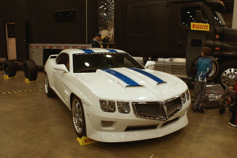 White Custom Car — Neutral