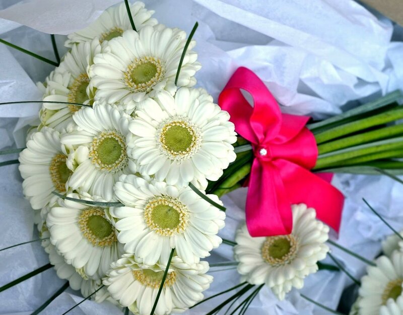 White Daisy Bouquet