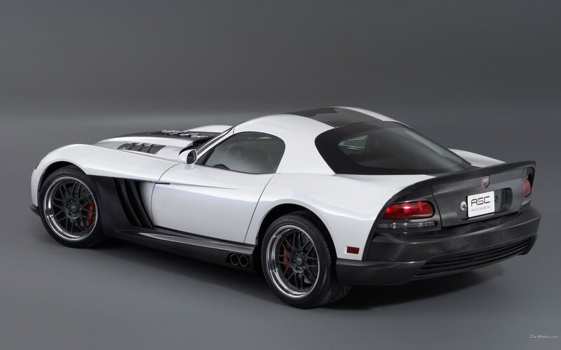 white dodge viper sports car