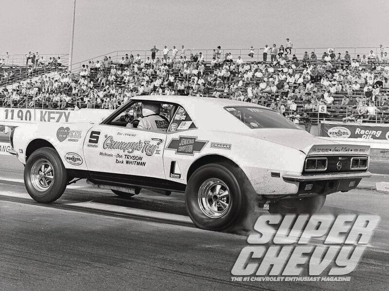 White Drag Racing Car — Black, Dynamic