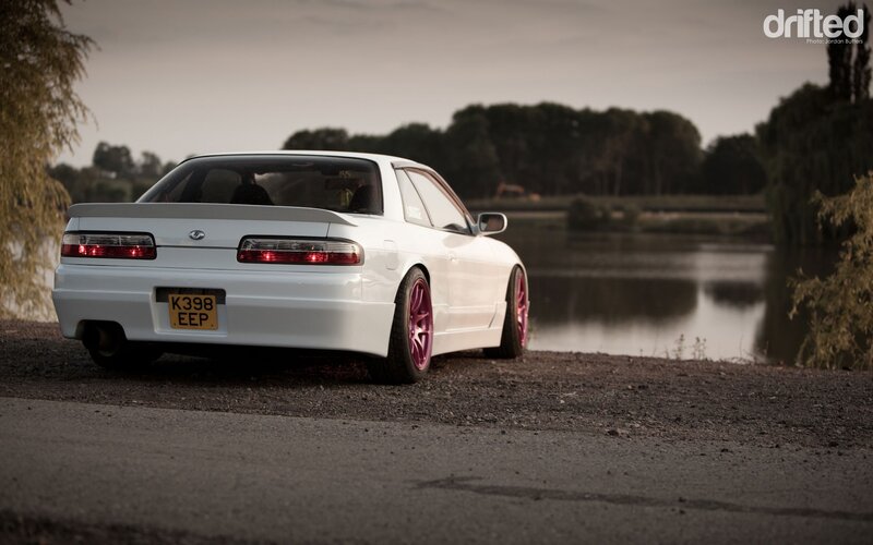 White Drift Car — Serene