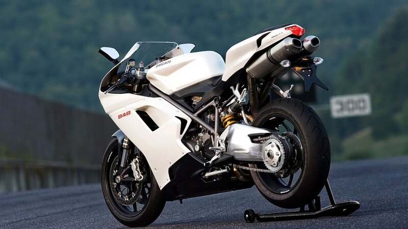 White Ducati Sportbike — Calm