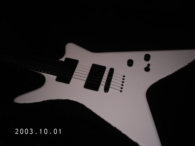 white electric guitar