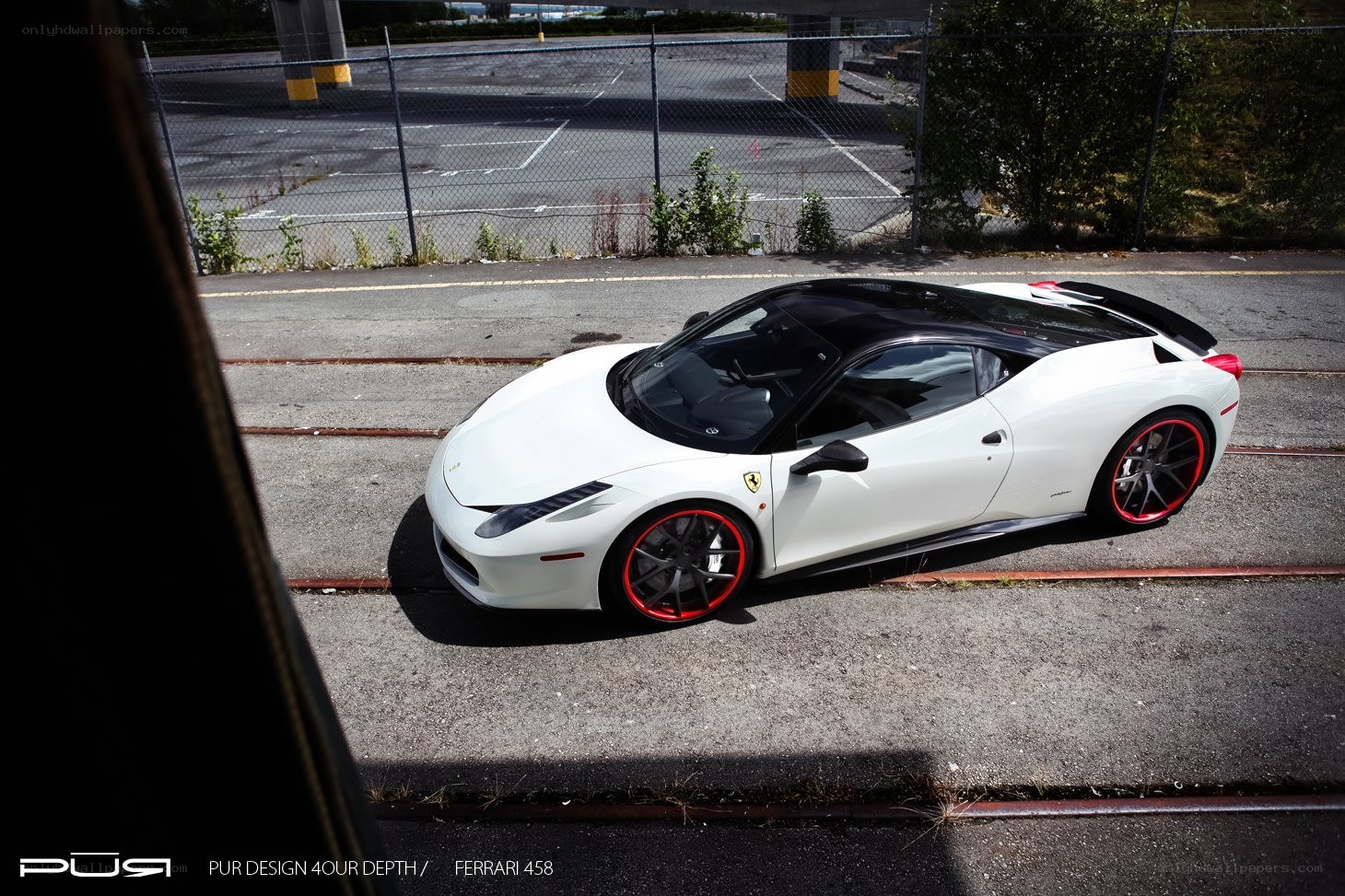 White Ferrari 458 with red wheels