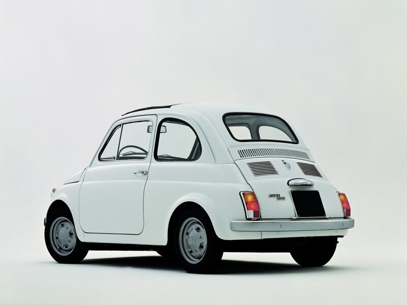 White Fiat 500 rear view
