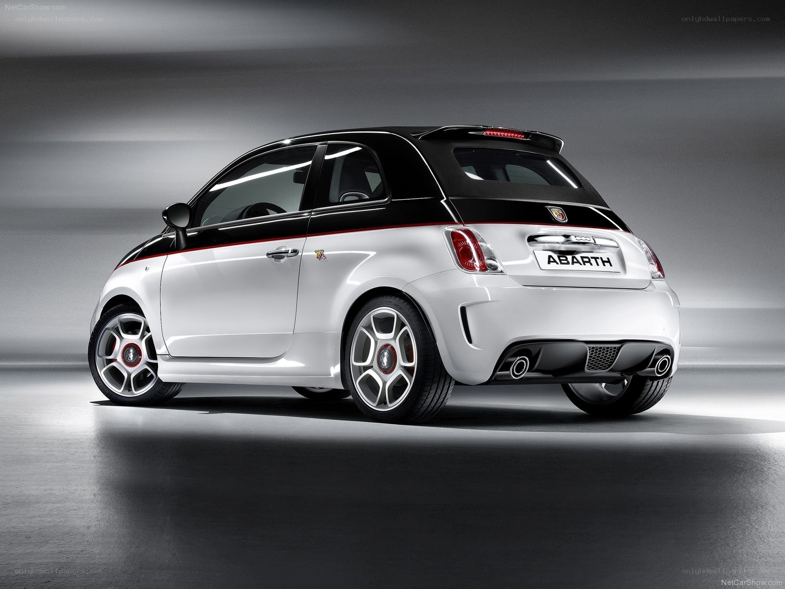 White Fiat Abarth 500