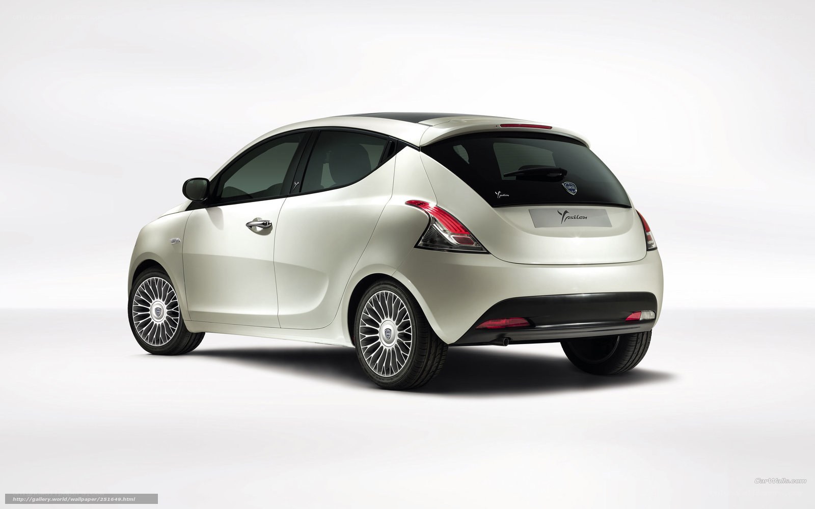 white fiat pulsa concept car