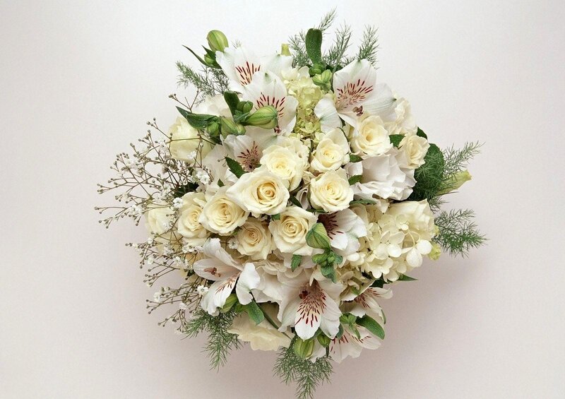 White floral wedding bouquet