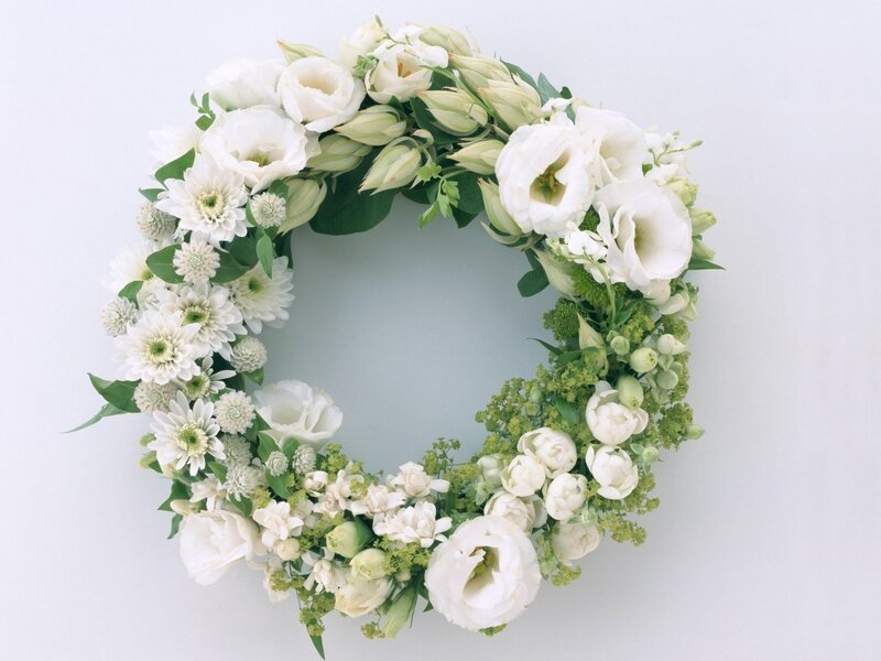 White Floral Wreath — Serene