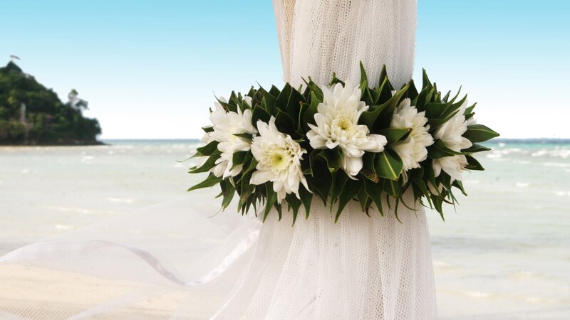 White Flower Garland — Serene