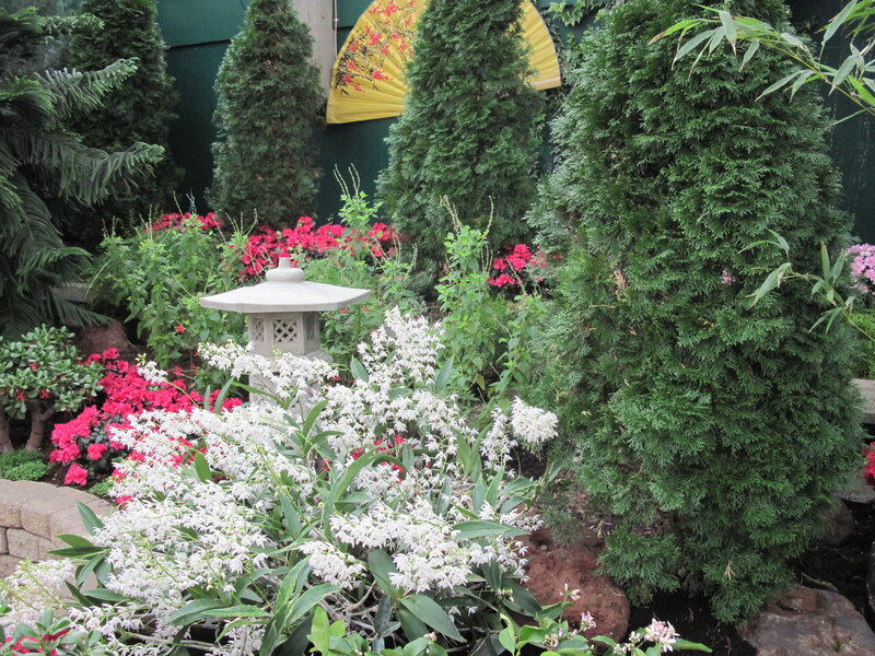 White Flowers in Garden — Green, Serene