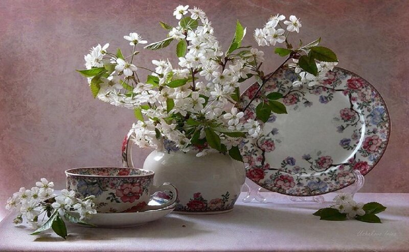 White Flowers in Vase — Pink, Serene