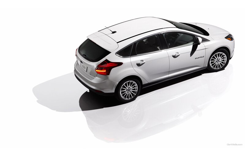 white ford focus electric