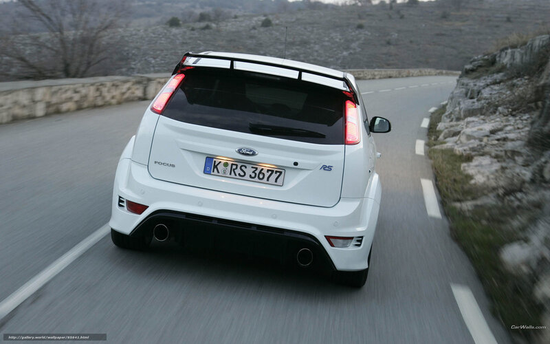 white ford focus rs driving