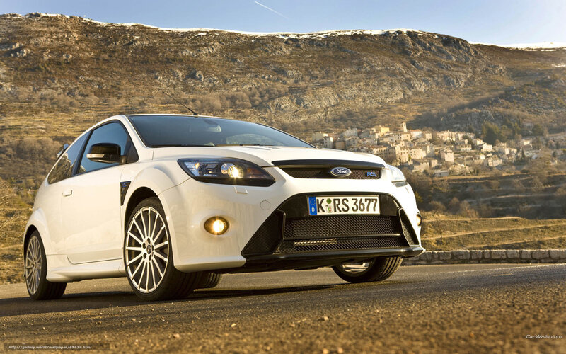 White Ford Focus RS on mountain road
