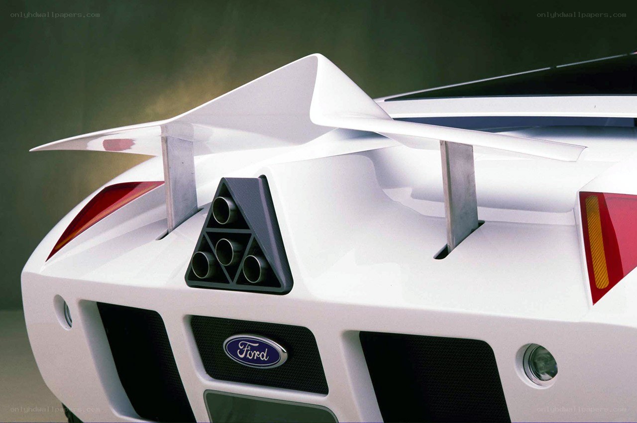 White Ford GT rear wing
