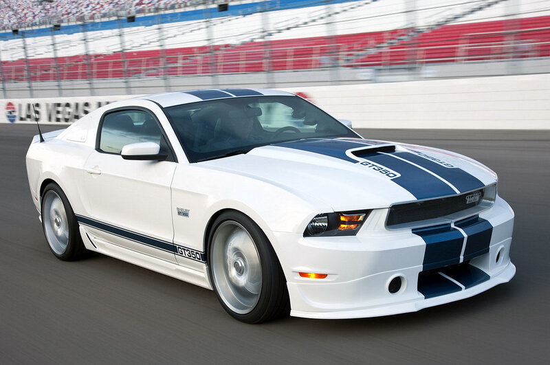 White Ford Mustang GT350 on track