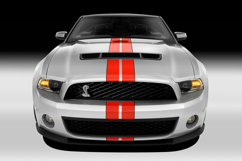 White Ford Mustang Shelby — Silver