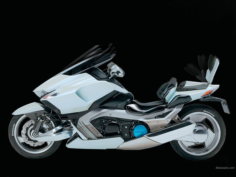 White Futuristic Motorcycle — Dramatic, Photograph