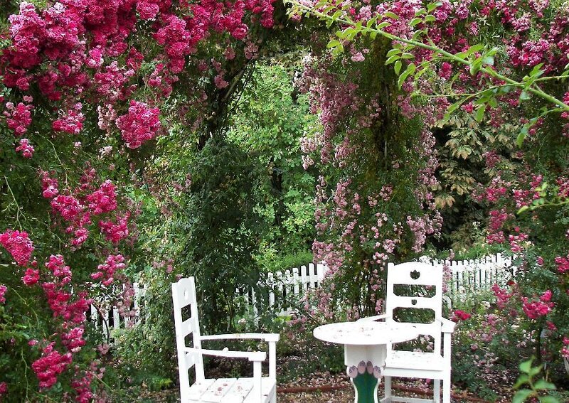 White Garden Furniture