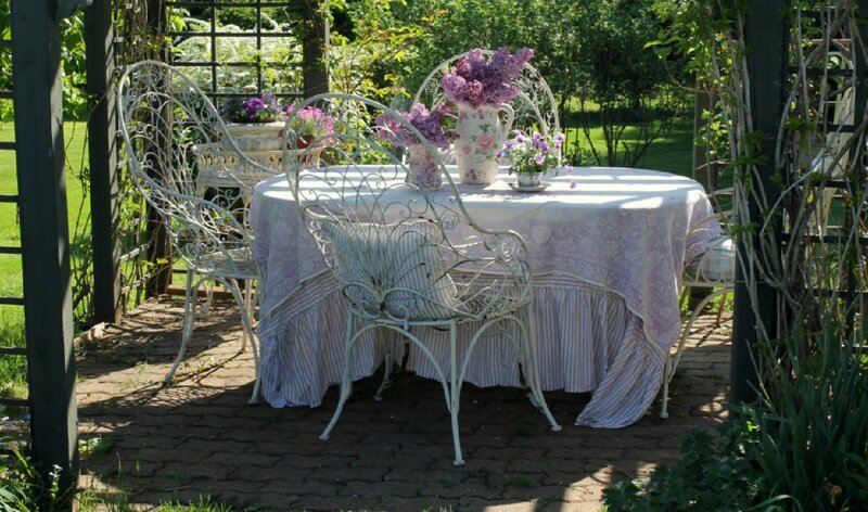 White Garden Table Set — Serene
